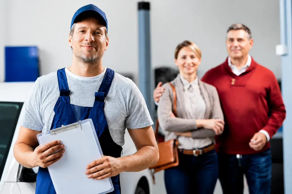 Local business service professional helping customers with SEO and business growth solutions